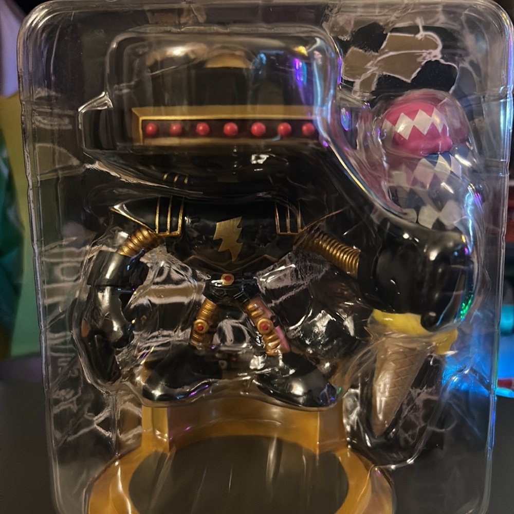 Power Rangers Alpha 5 Figure - Picture 3 of 3